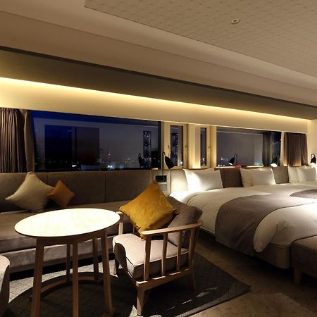 Solaria Nishitetsu Hotel Fukuoka Exterior photo